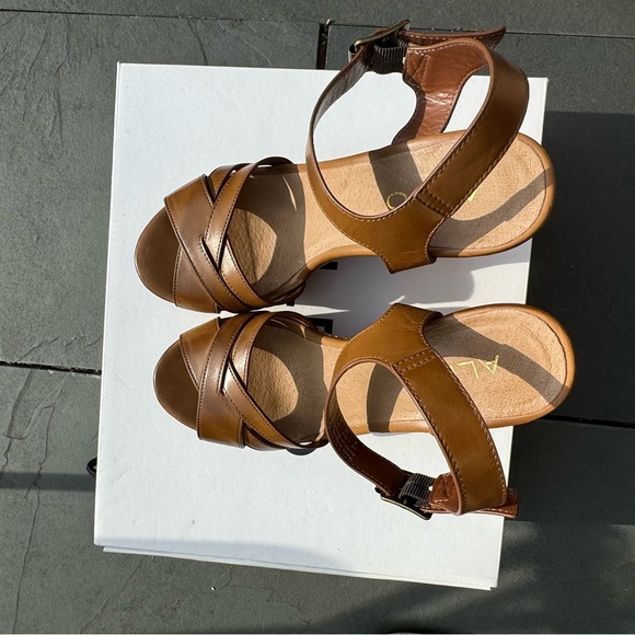 Aldo Toomer Wedges Brown Size 6 - Picture 4 of 7